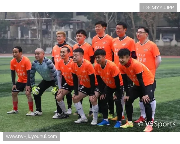 围绕綦江足球队教练探讨球队振兴发展路径与未来愿景实践探索方向